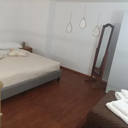 βαχος 4 * Tseratsiá